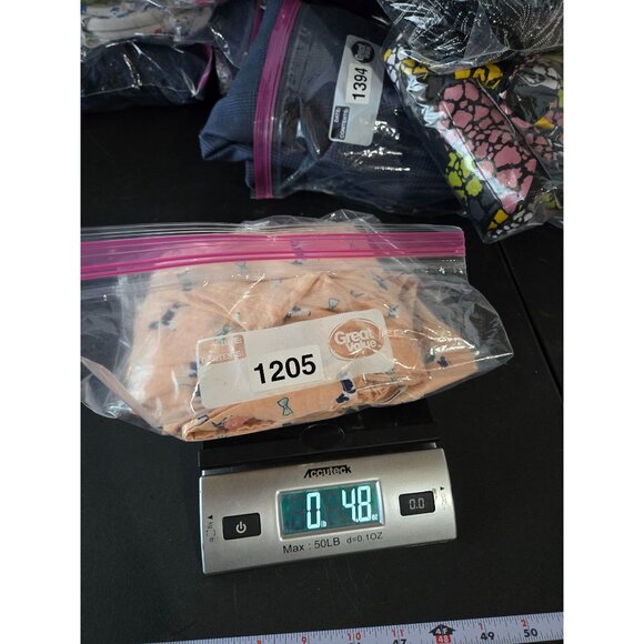 Red Camel Womens Multicolor Dog Print Button Shirt Size Small Light Animal Lover - Picture 9 of 9